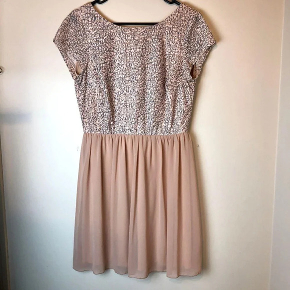 Speechless | Fit & Flare Dress Blush Pink Medium - Picture 1 of 5